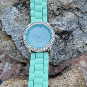 Vintage Watches Mint Green Quartz Watch Crystal Bezel Silicone Strap Fashion